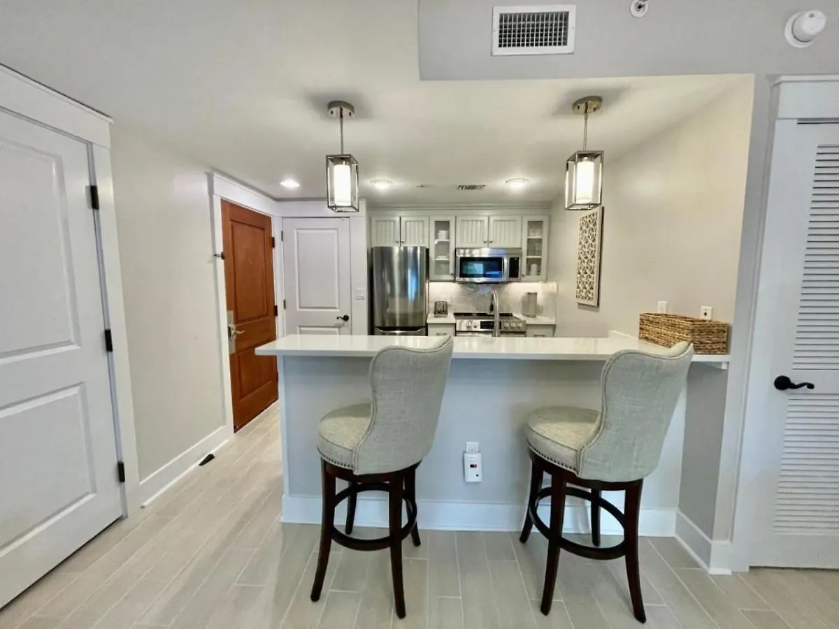 Baytown Wharf Condo Patio Community Pool Hot Tub Destin 0*,  United States