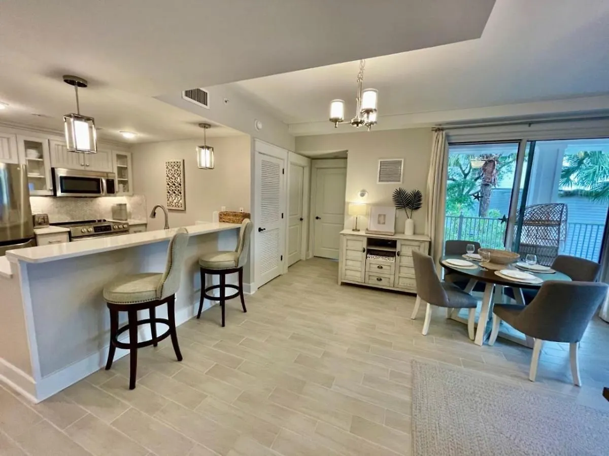 Baytown Wharf Condo Patio Community Pool Hot Tub Destin